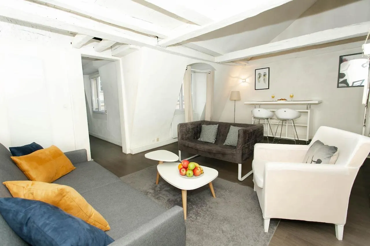 Ile Saint Louis - City Apartment Paris France