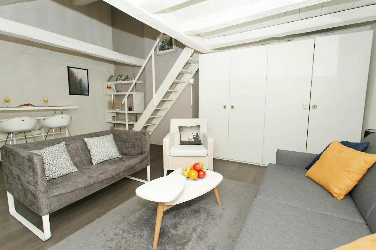 Ile Saint Louis - City Apartment Paris
