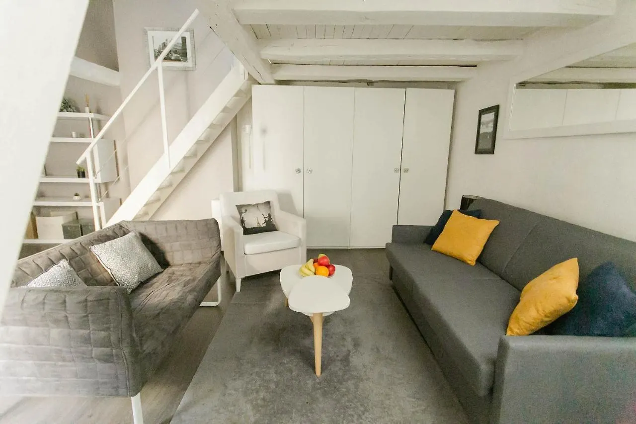 Ile Saint Louis - City Apartment Paris France